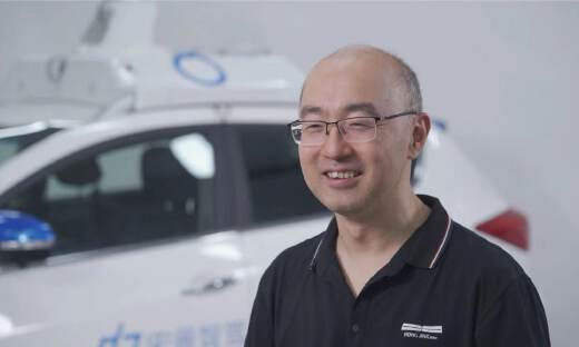 对话宏景智驾刘飞龙：拒绝经验论，第一性原理思考，2025年落地百万