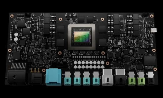 2000TOPS算力承包车内一切！英伟达最强汽车大脑：为中央计算而生