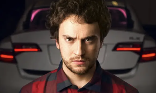 “自动驾驶就是一场骗局”！美国天才创业者吹哨：砸钱不见成效，人类才是最安全司机