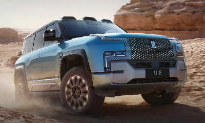 2023首台“王炸”新车？最贵比亚迪仰望U8，原地掉头还能当船开