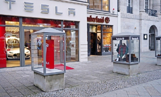 比亚迪的刀片，终于“捅向”特斯拉