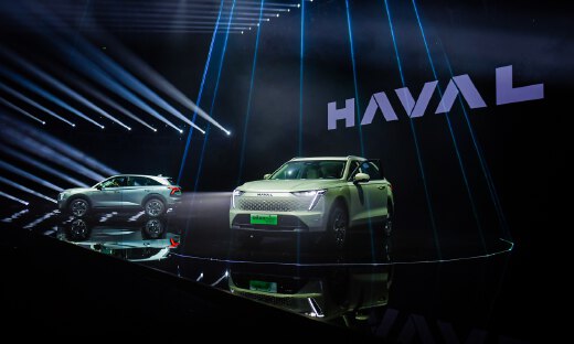 “十年内没有对手”？长城混动新车14万开卖！硬刚比亚迪，油费1毛4