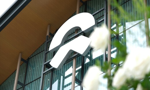 拼了！蔚来全系降3万甩卖，取消免费换电，ET5不到30万