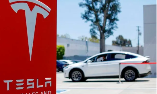 736起车祸，17人死亡！特斯拉自动驾驶事故真实数据曝光，网友：谁有点脸疼？