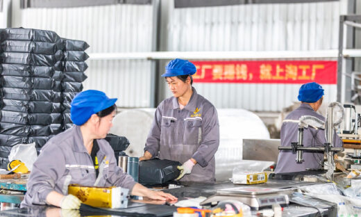 淘工厂推出“源头百厂计划”，深入全国产业带工厂打爆源头好货