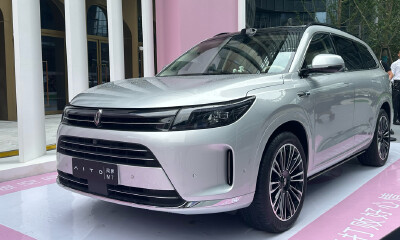 余承东再喊遥遥领先！25万大五座SUV开卖，阻击理想L7