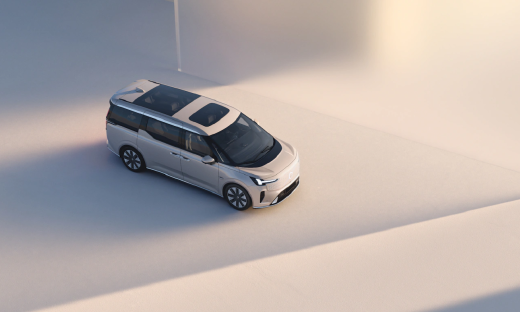 最贵纯电MPV！沃尔沃EM90卖81.8万，网友：梁静茹给的勇气