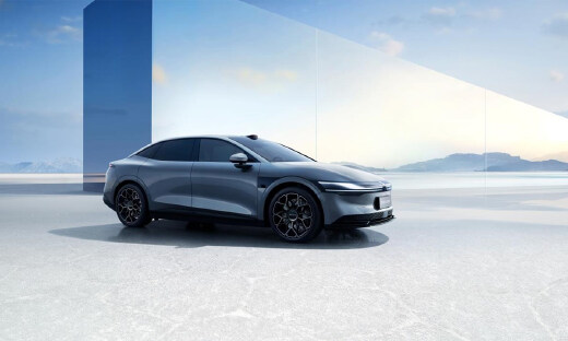 限时权益预售价22.49万元起，最强纯电豪华轿车极氪007亮相广州车展