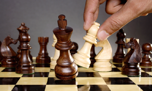 新造车疯狂11月：理想提前达成KPI，问界小鹏回血，创二代穷追猛打