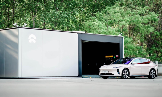 李斌，不听这届网友劝