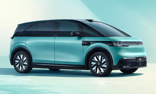 宝宝巴士来了，极氪MIX正式亮相，对开门设计