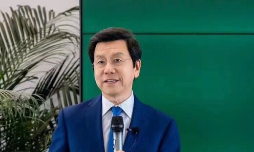 李开复预测未来中国只有三家AI公司做超大模型： DeepSeek、阿里和字节