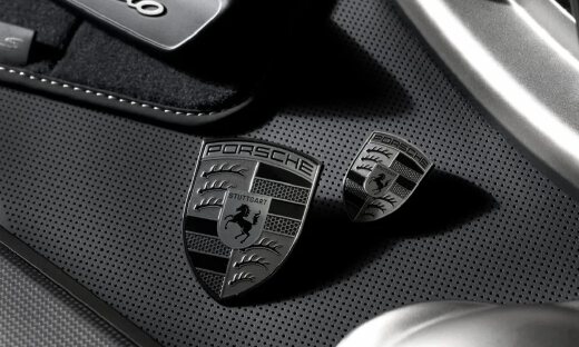 保时捷“后院起火”：4S店逼宫总部，亏钱卖车求补贴