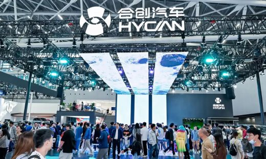 合创走到悬崖边！员工拉横幅维权，5月销量不到200台