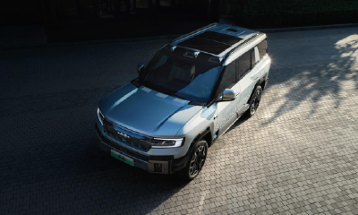 方程豹豹 8 首发支持华为 Mate XT 手机 UWB 车钥匙功能