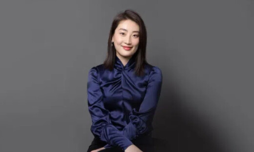 她，正式接手VC