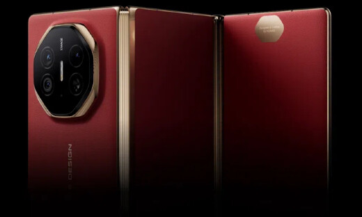 华为全球首款三折叠屏手机发布，19999元起！
