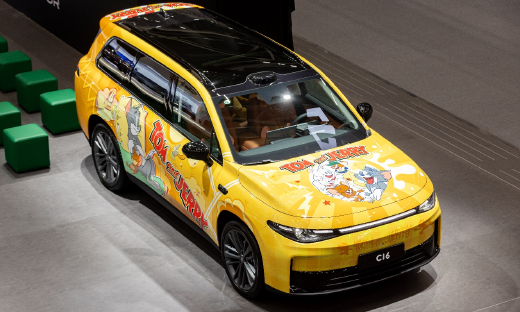 2024全年销量目标即将超额完成，零跑B10亮相广州车展