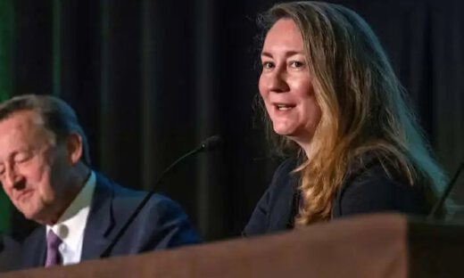 这个女人，让马斯克讨薪再次失败