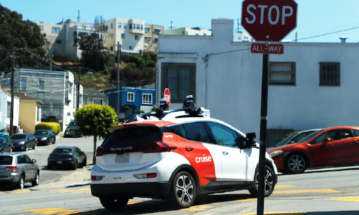 突发！通用放弃Robotaxi，700亿打水漂，Cruise创始人：一群笨蛋