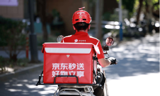 京东外卖，一条鲶鱼