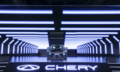 最会赚外国人钱的车企，终于要IPO了