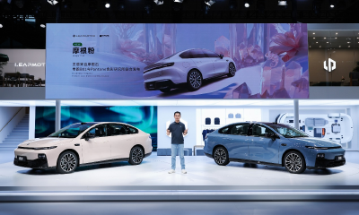 零跑携全系产品亮相2025上海车展，年轻人的高品质智能轿车B01惊艳首秀