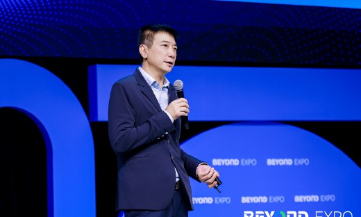 蔡文胜：AI创业不要盲目崇拜权威，DeepSeek就走出了一条全新路线