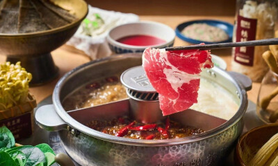 年入23亿，145家火锅店撑起一个IPO