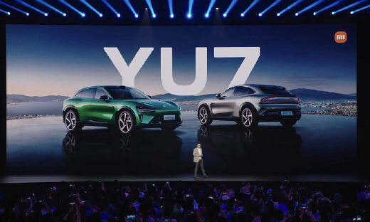 25.35万！小米YU7揭晓，3分钟卖了20万台