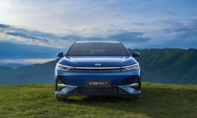 吉利再甩王炸：油耗2.67L，一口气跑2100km，8.18万开卖