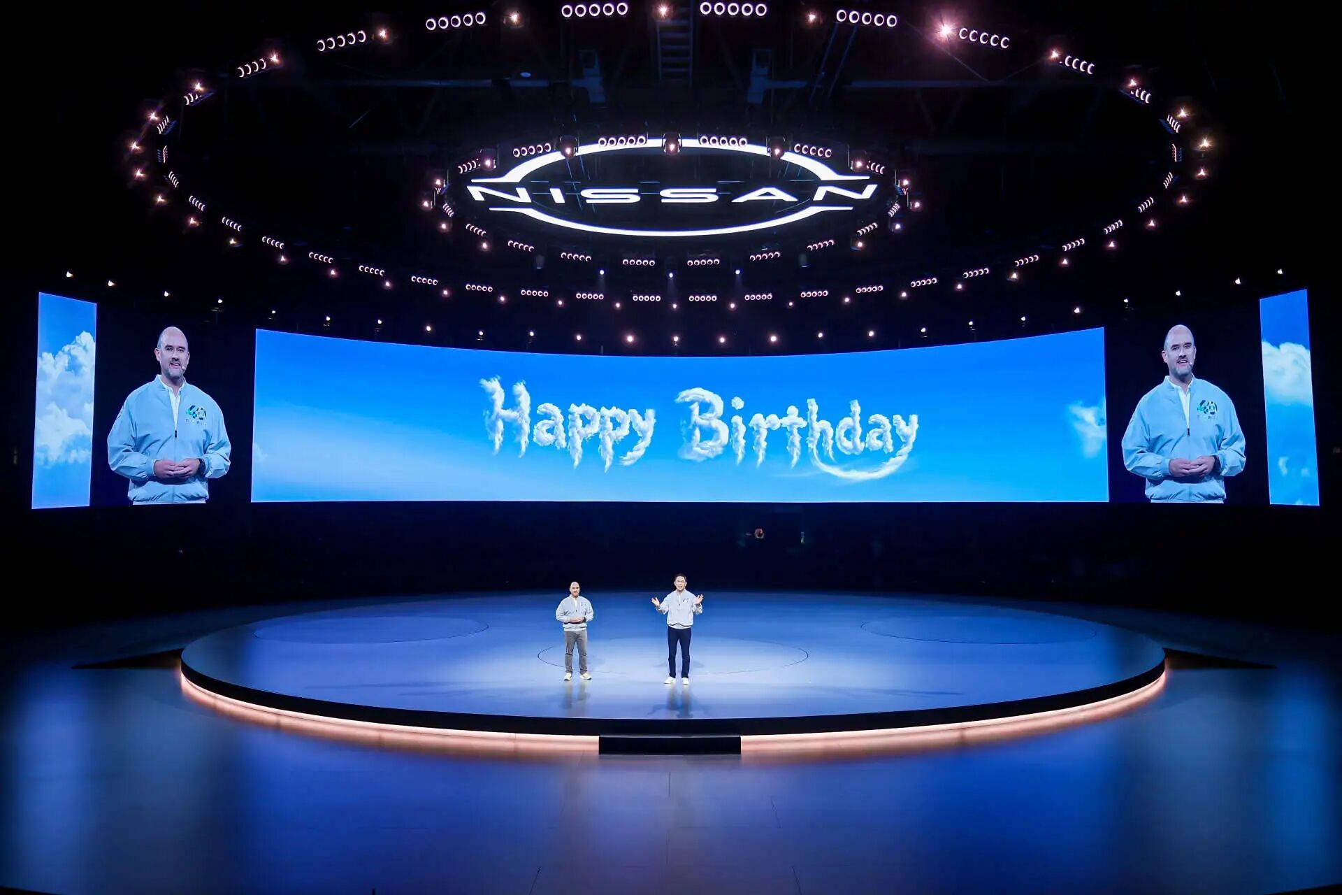 日产开生日Party放大招，拉来华为背书，仰仗中国团队