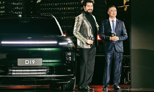 零跑D系列，豪华旗舰的一场科技普惠