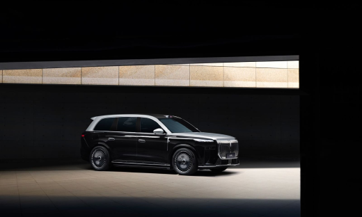 华系SUV天花板来了，岚图泰山37.99万开卖，三腔空悬+四激光雷达上车