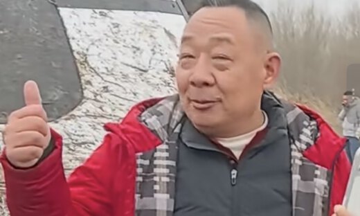 于东来退休，重拾“傻坏蛋”