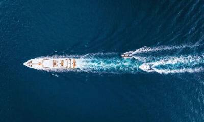 砸50亿，刘强东要造游艇了